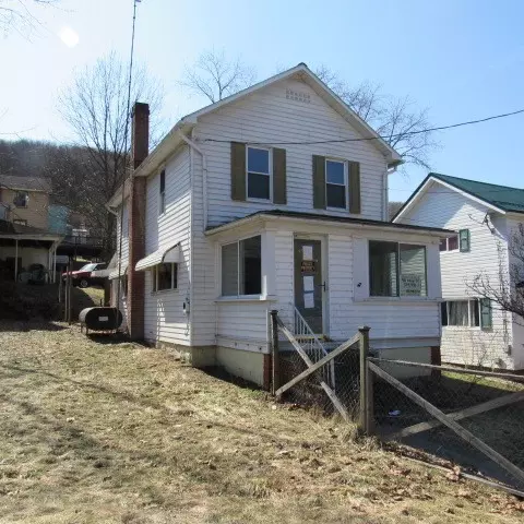 418 Main St, Vintondale, PA 15961