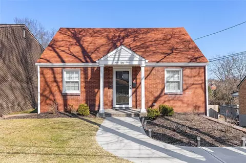 951 Goldenrod St, Homestead, PA 15120