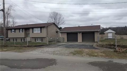 139 Maple Rd, Clarksville, PA 15322