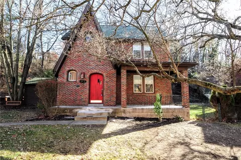 317 Greenlee Rd, Pittsburgh, PA 15227
