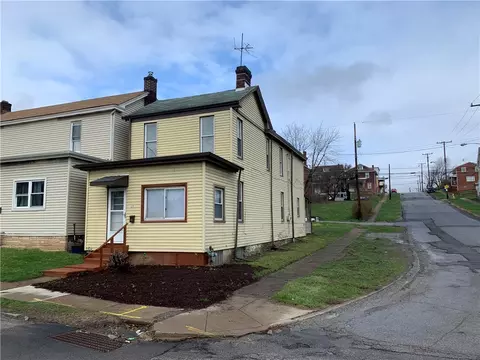 135 E 22nd Ave, Homestead, PA 15120