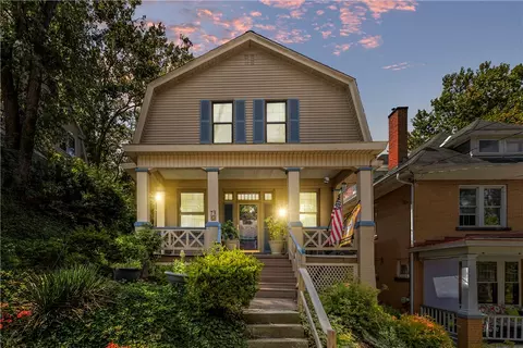 71 Parke St, Pittsburgh, PA 15205