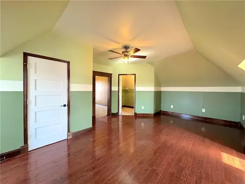 309 Walnut St, Irwin, PA 15642 photo 23