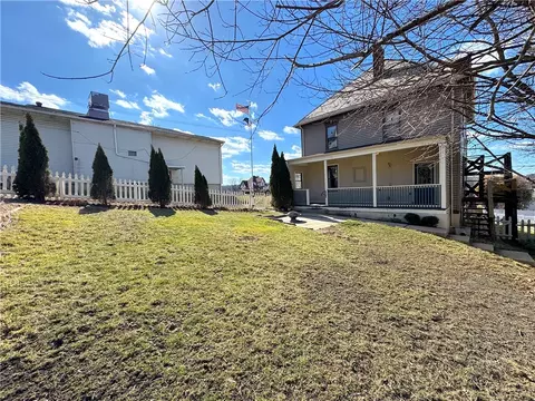 309 Walnut St, Irwin, PA 15642 photo 30