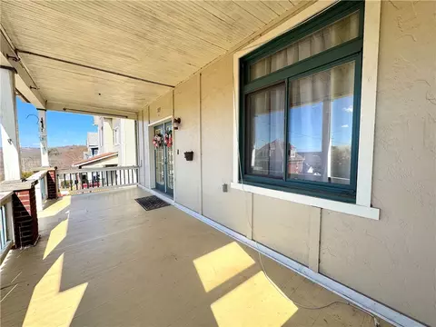 309 Walnut St, Irwin, PA 15642 photo 5