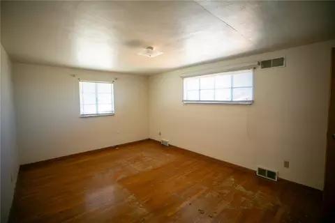 Bedroom - 105 General Braddock Dr, Braddock, PA 15104 photo 3 of 8