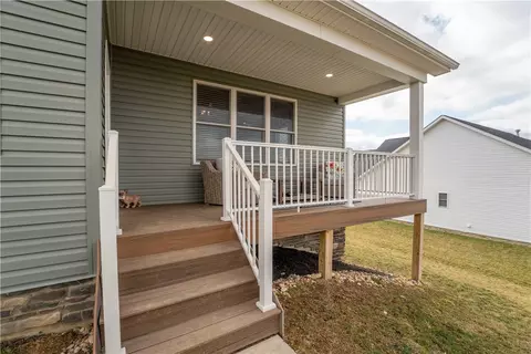 Exterior - 207 Ruby Dr, Uniontown, PA 15401 photo 5 of 7