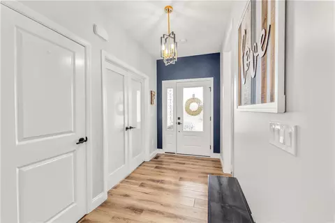 Entry Way - 207 Ruby Dr, Uniontown, PA 15401 photo 3 of 7