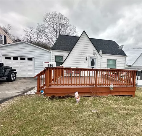 314 Center St, Belle Vernon, PA 15012