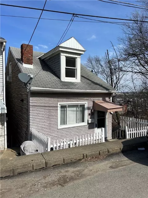 1929 Baldauf St, Pittsburgh, PA 15203
