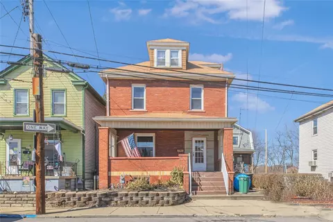 1685 Henrici St, Ambridge, PA 15003