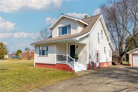 317 Raymond St, Ellwood City, PA 16117