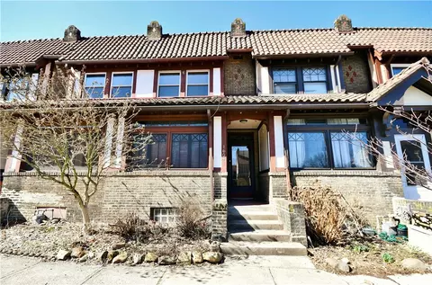1604 Denniston St, Pittsburgh, PA 15217