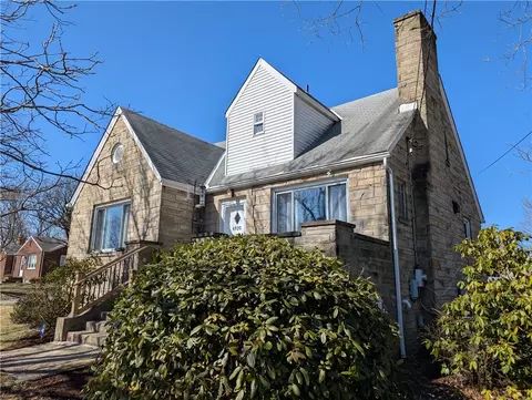 6920 Shannon Rd, Verona, PA 15147