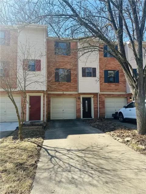 124 Stoney Creek Ct, Seven Fields, PA 16046