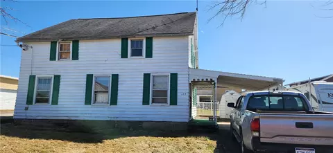 103 W Greene St, Carmichaels, PA 15320