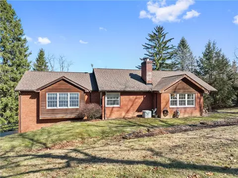 241 Highway View Dr, Mcmurray, PA 15317
