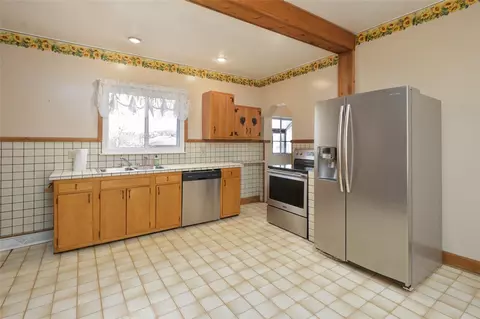 638 Chestnut St, Irwin, PA 15642 photo 8
