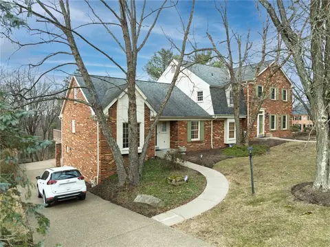 228 Sweet Gum Rd, Pittsburgh, PA 15238