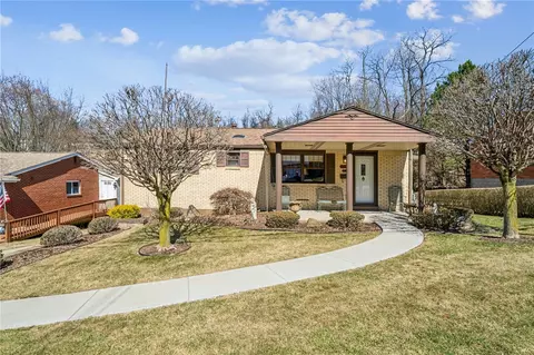 222 Northmont Dr, Verona, PA 15147