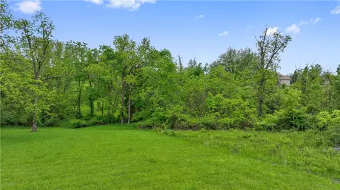 Exterior - 884 Linden Rd, Eighty Four, PA 15330 photo 12 of 13
