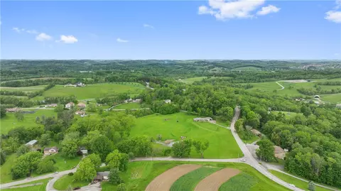 View/Area - 884 Linden Rd, Eighty Four, PA 15330 photo 6 of 12