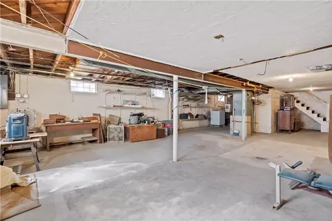 Other - 884 Linden Rd, Eighty Four, PA 15330 photo 5 of 8