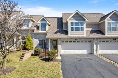 305 Wesley Ln, Oakdale, PA 15071
