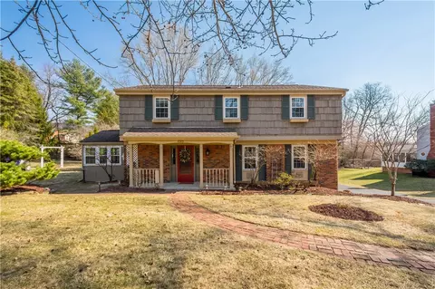 2305 Weston Dr, Pittsburgh, PA 15241