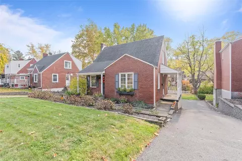 310 Elmbrook Ln, Pittsburgh, PA 15243
