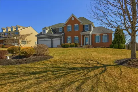 124 Stallion Rd, Clinton, PA 15026