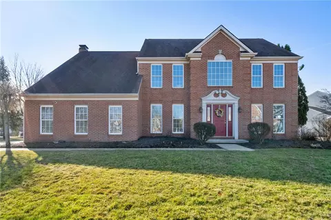 200 Coventry Ct, Cranberry Township, PA 16066