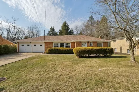 6025 Bolte Dr, Verona, PA 15147