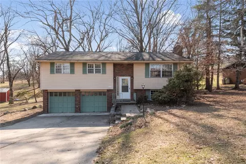 320 Malone Ridge Rd, Washington, PA 15301
