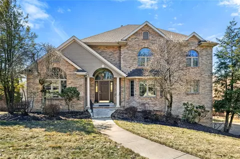 410 Pine Vly, Bridgeville, PA 15017