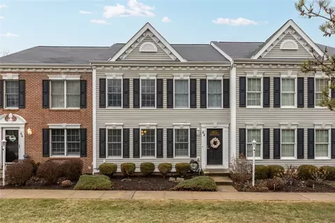 64 Castle View Dr, Mckees Rocks, PA 15136