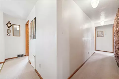 1325 10th St, Irwin, PA 15642 photo 17