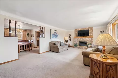 1325 10th St, Irwin, PA 15642 photo 8