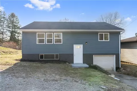 29 Salem Ave, New Salem, PA 15468