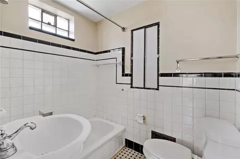 4623 E Willock Rd, Pittsburgh, PA 15227 photo 19