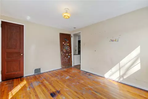 4623 E Willock Rd, Pittsburgh, PA 15227 photo 13