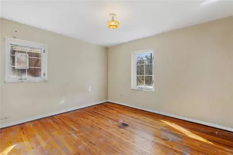 4623 E Willock Rd, Pittsburgh, PA 15227 photo 12