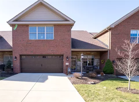303 Chambers Dr, Washington, PA 15301