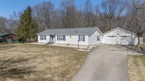 1314 Slippery Rock Rd, Slippery Rock, PA 16057