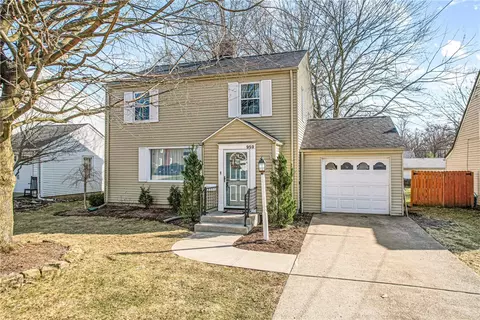 959 Mayfield Rd, Sharpsville, PA 16150
