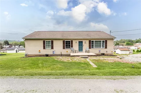 1708 Frank St, Connellsville, PA 15425