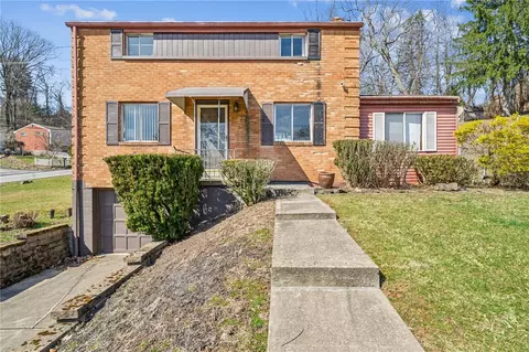 1 Las Vegas Dr, Pittsburgh, PA 15239