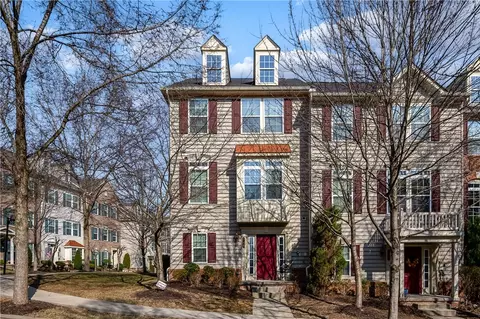 148 Lewisham Rd, Cranberry Township, PA 16066