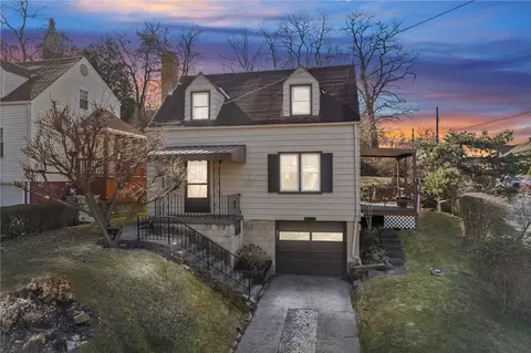 800 Dearborn St, Baden, PA 15005