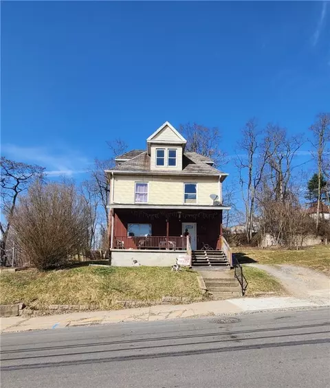 407 E Lutton St, New Castle, PA 16101